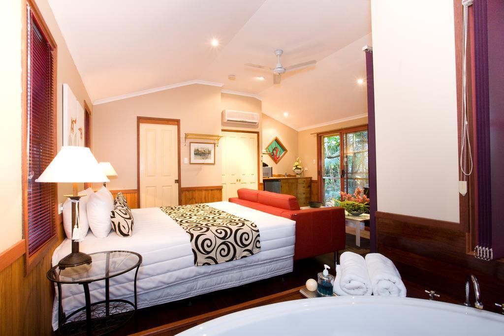 Amore On Buderim Rainforest Cabins Sunshine Coast Luaran gambar